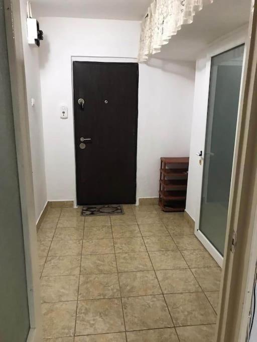 Apartament Confortabil Питешти Экстерьер фото