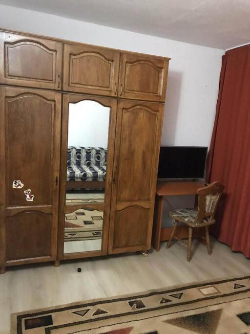 Apartament Confortabil Питешти Экстерьер фото