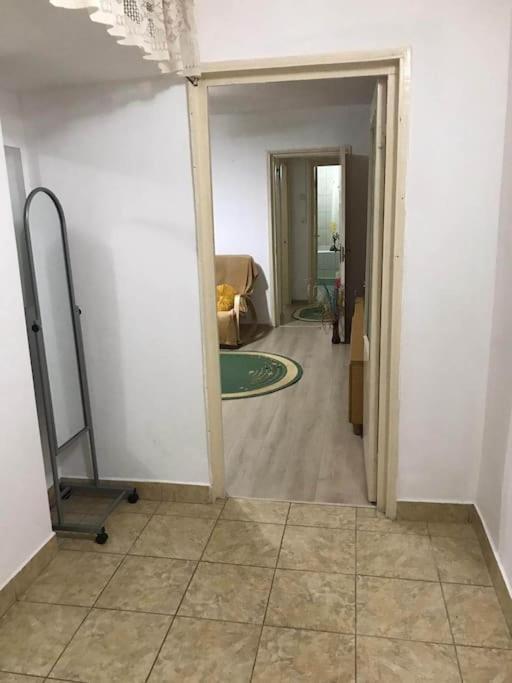 Apartament Confortabil Питешти Экстерьер фото